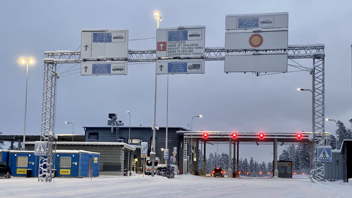 на закрытых пограничных постах Финляндии.