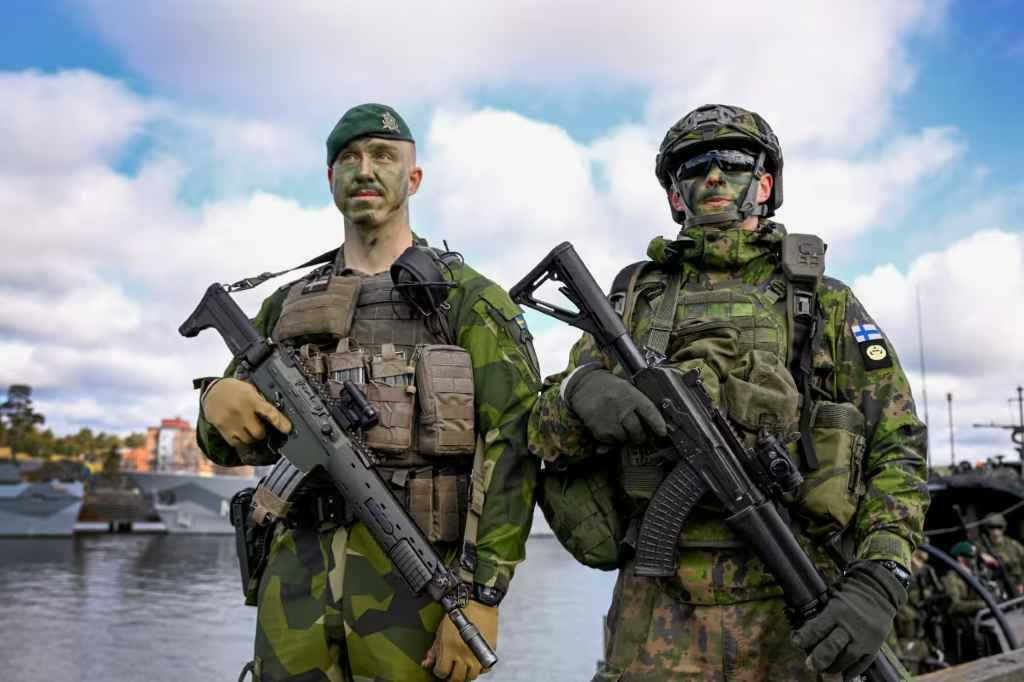 Финляндия отправит солдат в Красное море