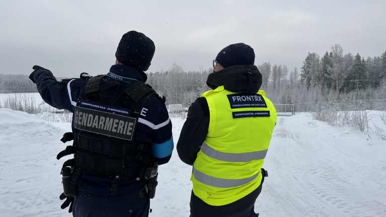 Пограничники Frontex останутся в Финляндии до осени