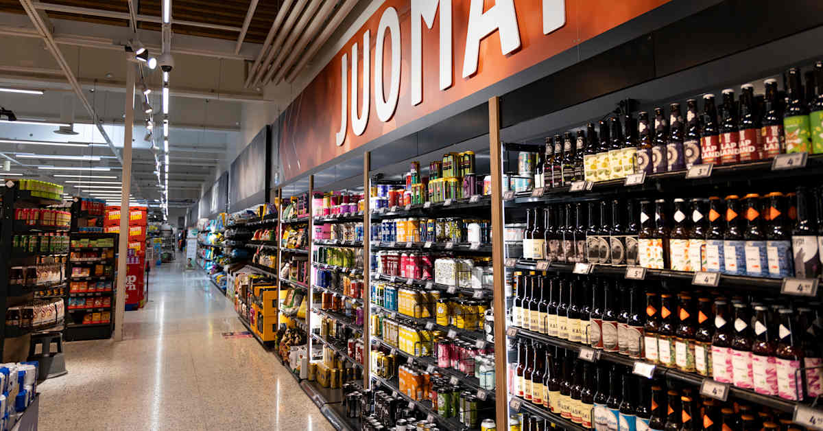 Более крепкие алкогольные напитки можно будет купить в магазинах с 10 июня