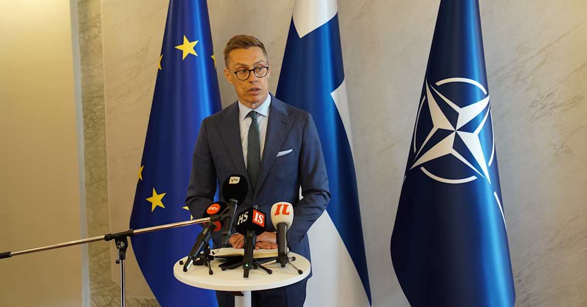 Президент Стубб полетел на саммит НАТО вместе с премьер-министром Швеции